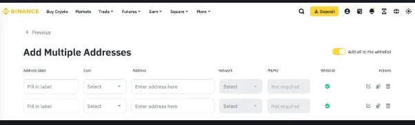 Màn hình Add Multiple Addresses của Binance với các cột Address label, Coin, Address, Network, MEMO và công tắc Add all to the whitelist ở góc phải